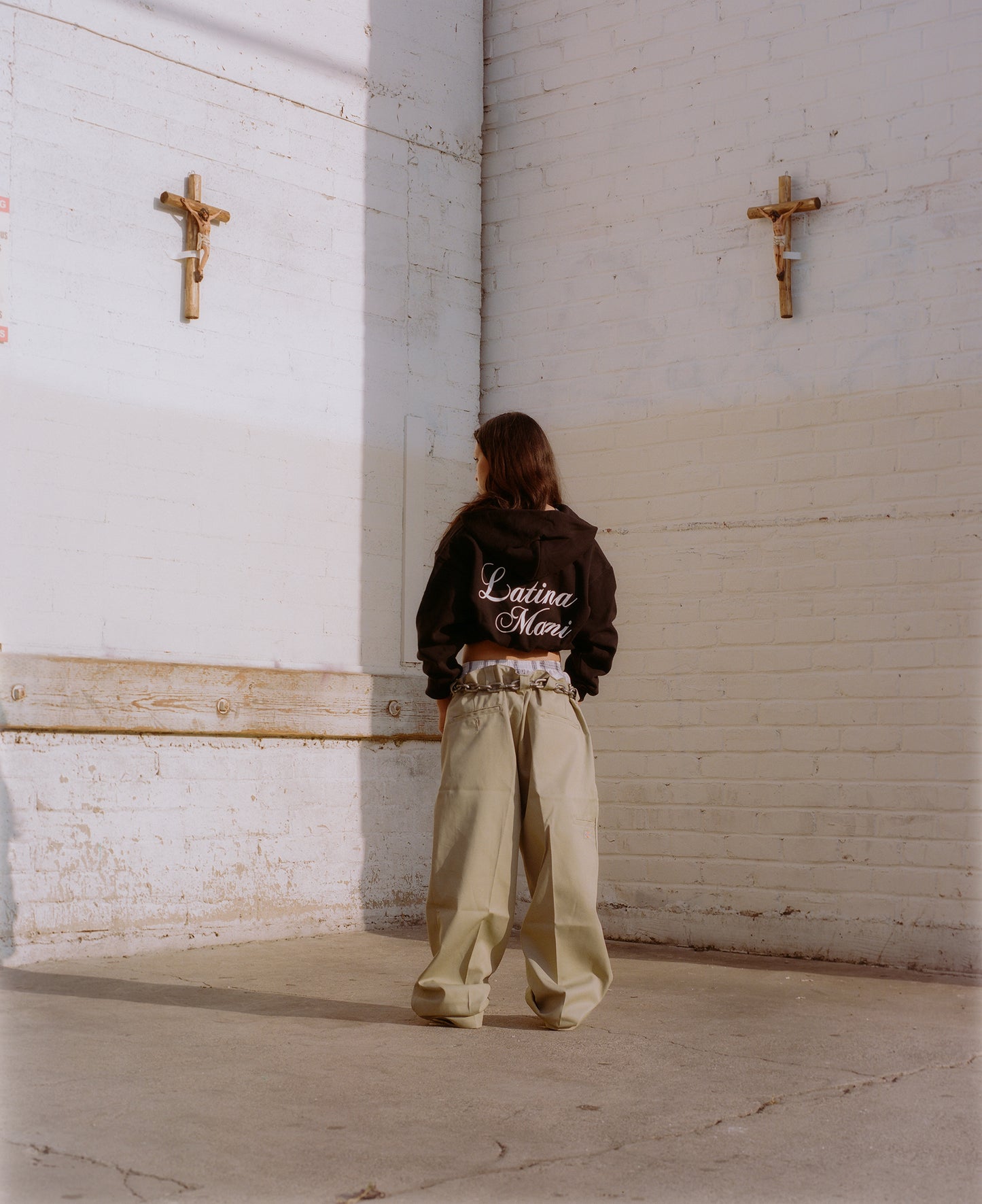 LATINA MAMI CROPPED ZIP-UP HOOD
