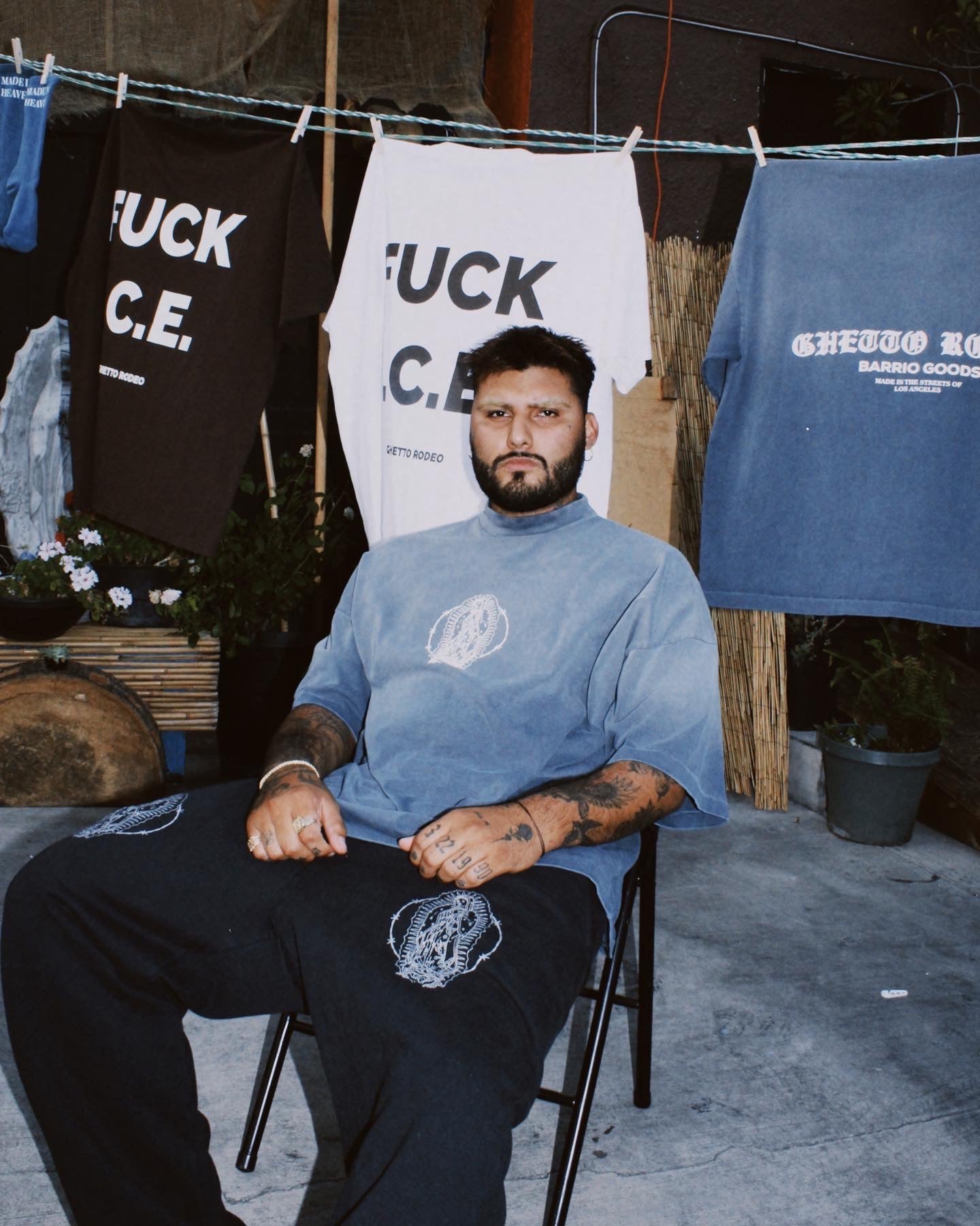 VIRGEN AZUL TEE